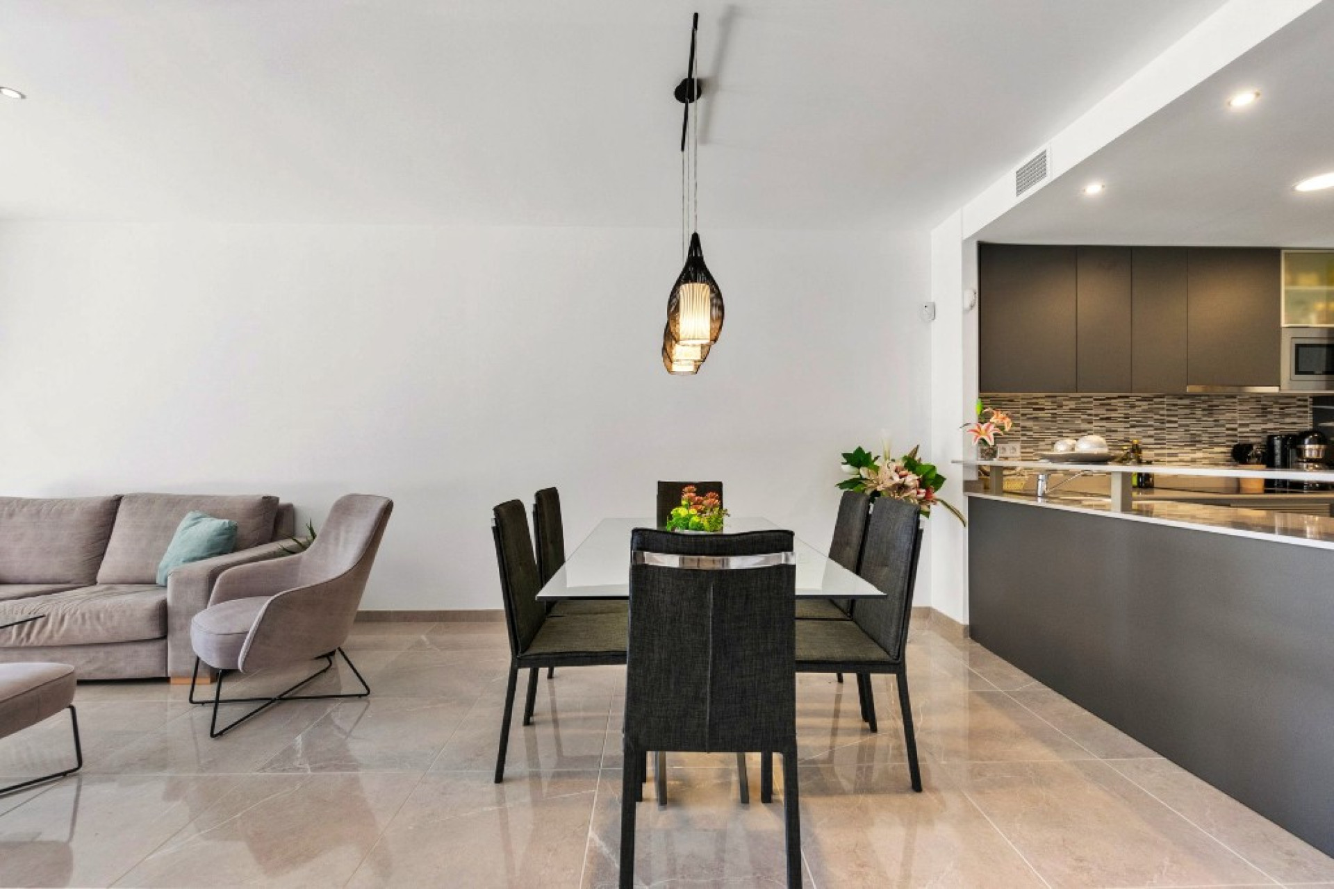 Herverkoop - 1. Appartement / flat - Villamartin - Costa Blanca Zuid