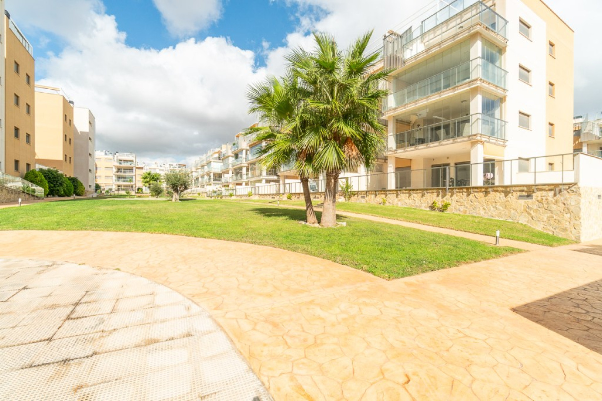 Herverkoop - 1. Appartement / flat - Villamartin - Costa Blanca Zuid