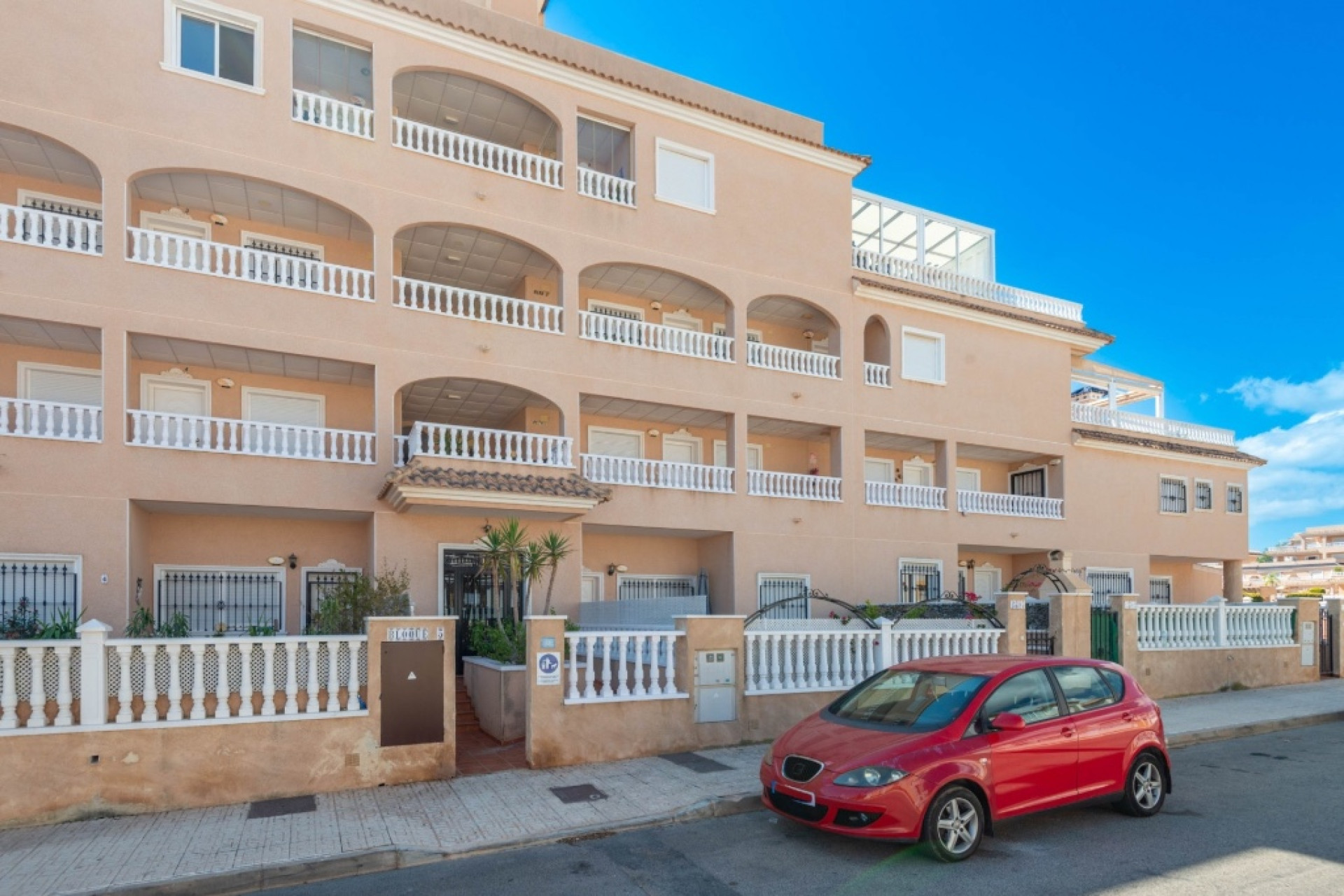Herverkoop - 1. Appartement / flat - Villamartin - Costa Blanca Zuid