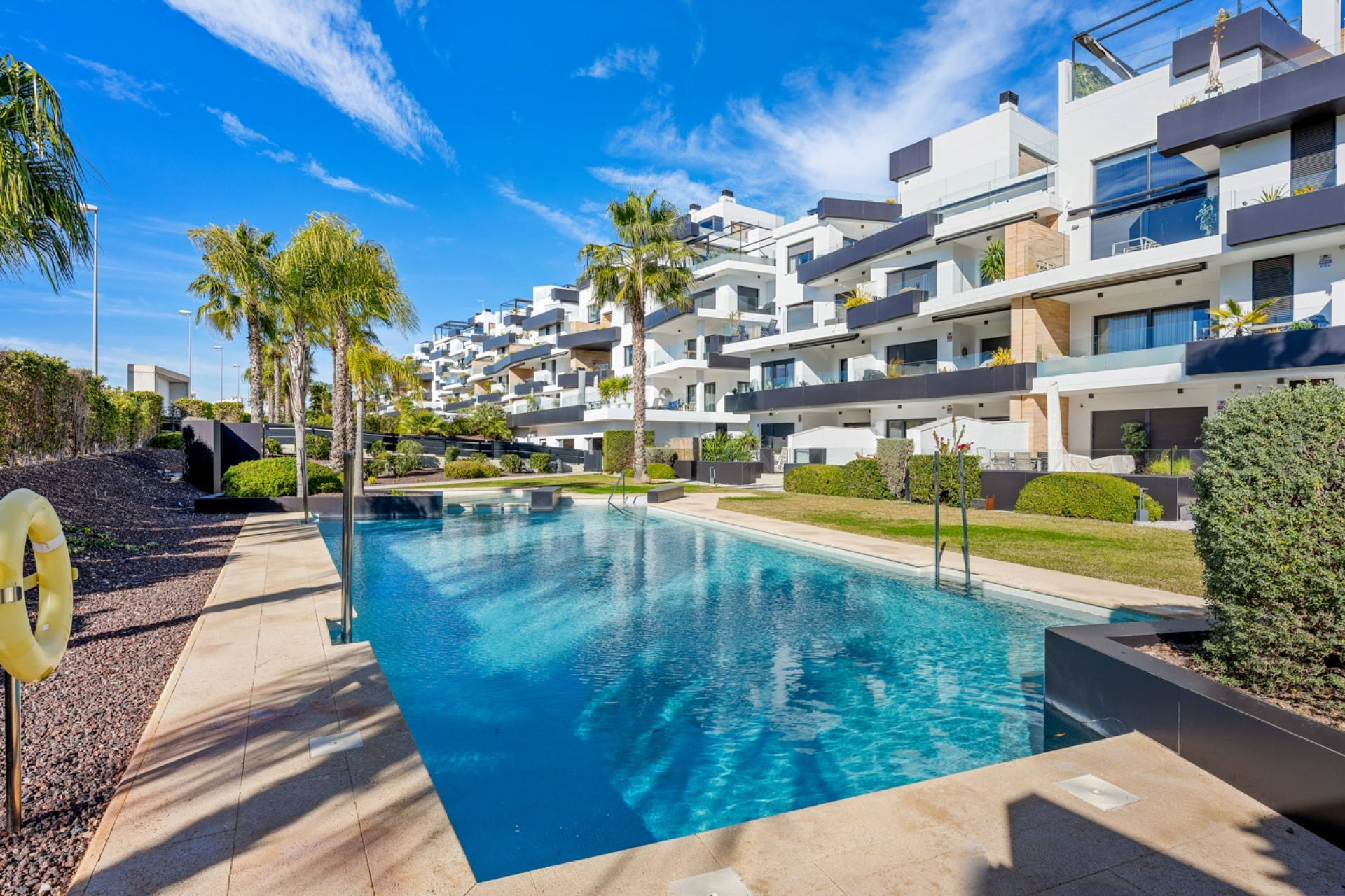 Herverkoop - 1. Appartement / flat - Villamartin - Costa Blanca Zuid