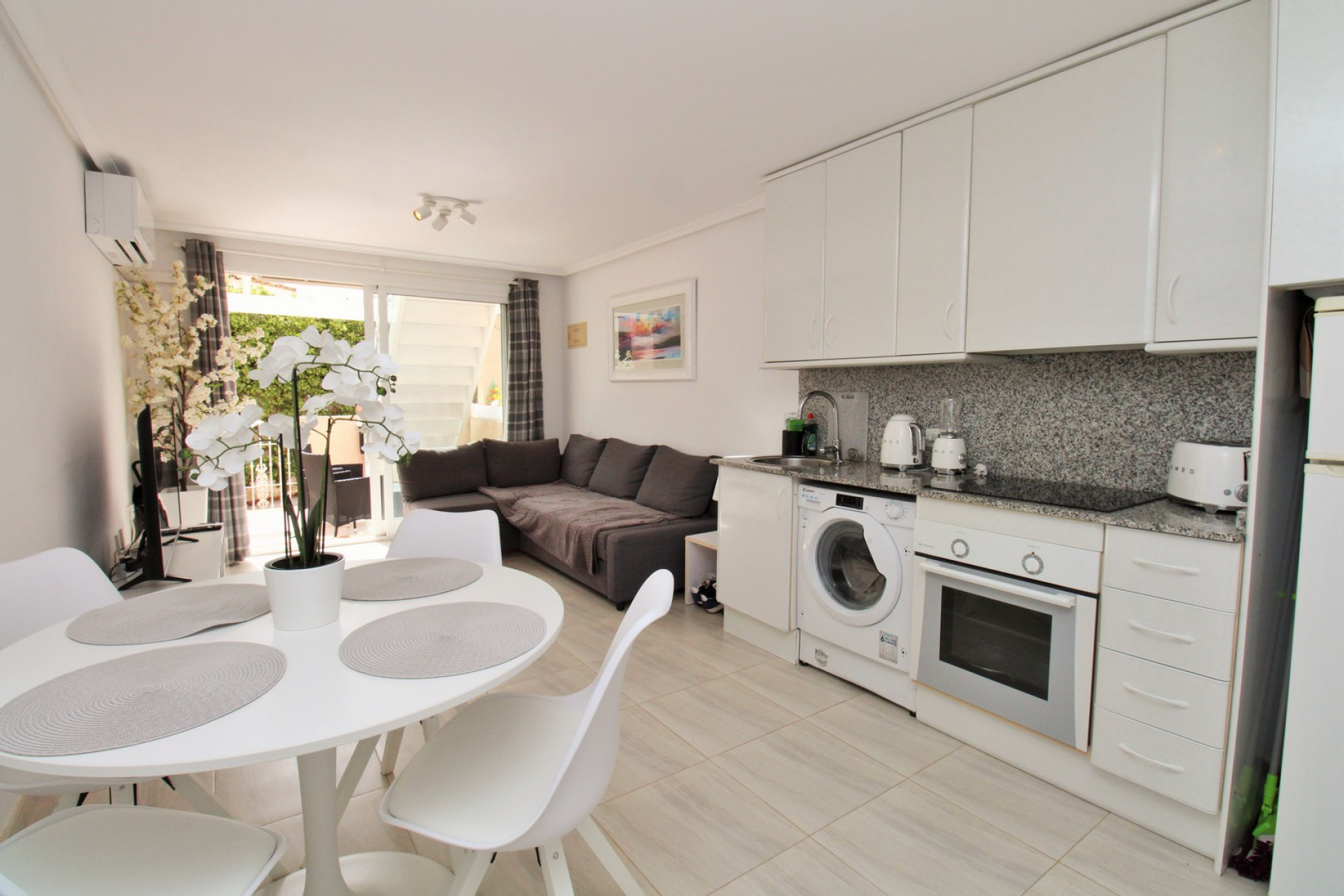 Herverkoop - 1. Appartement / flat - Villamartin - Costa Blanca Zuid