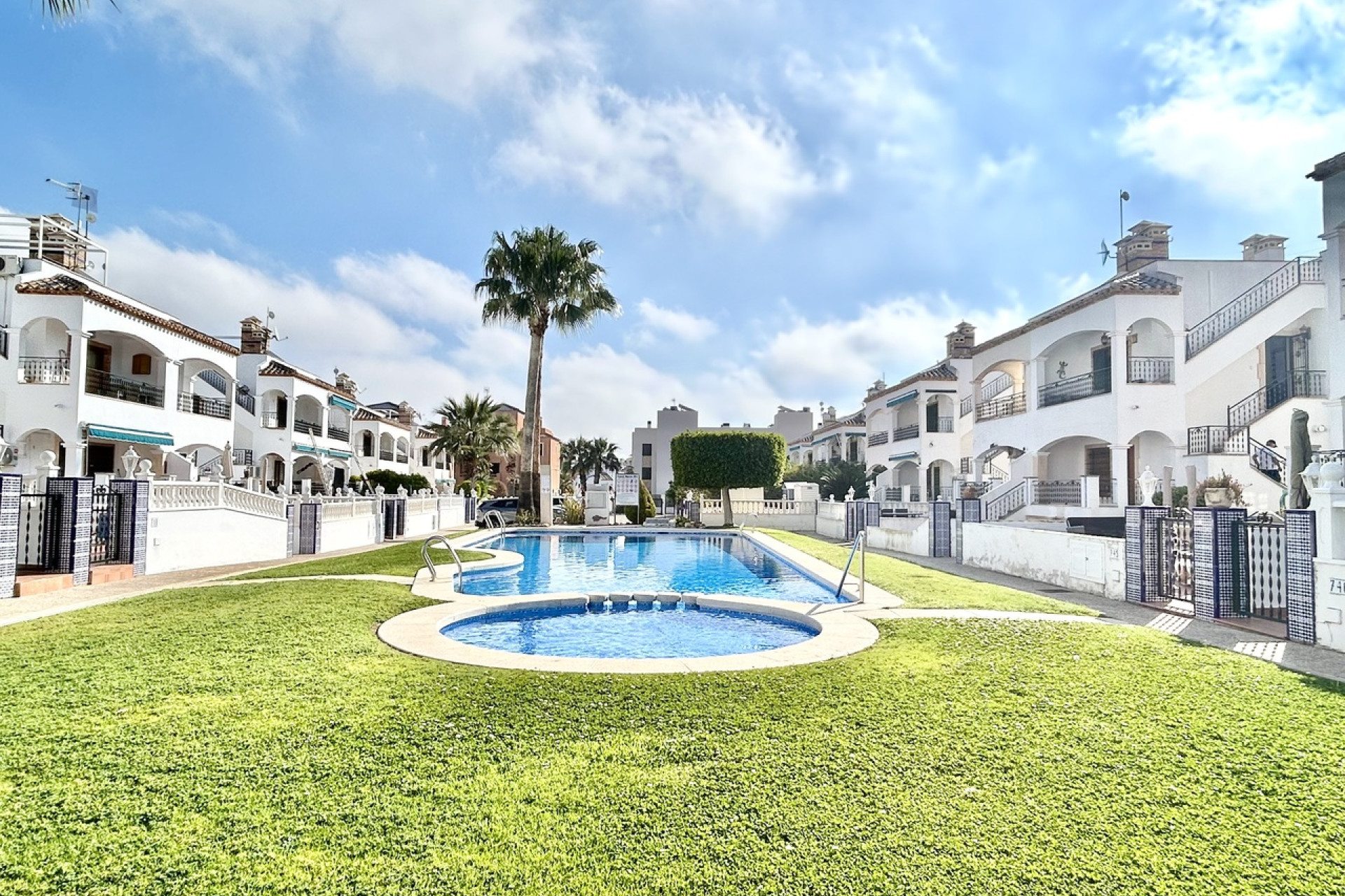Herverkoop - 1. Appartement / flat - Villamartin - Costa Blanca Zuid