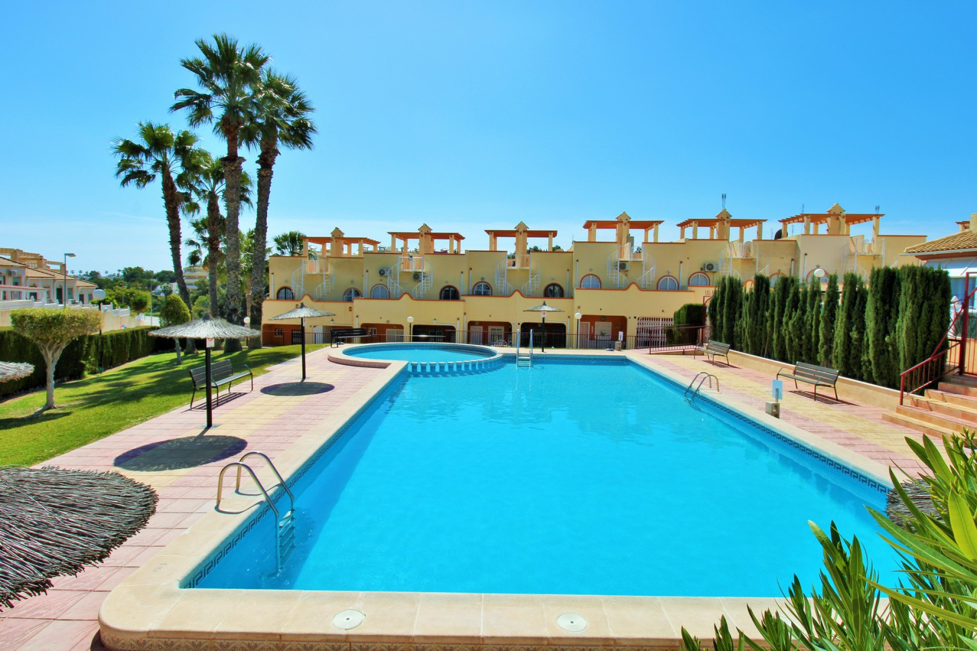Herverkoop - 1. Appartement / flat - Villamartin - Costa Blanca Zuid
