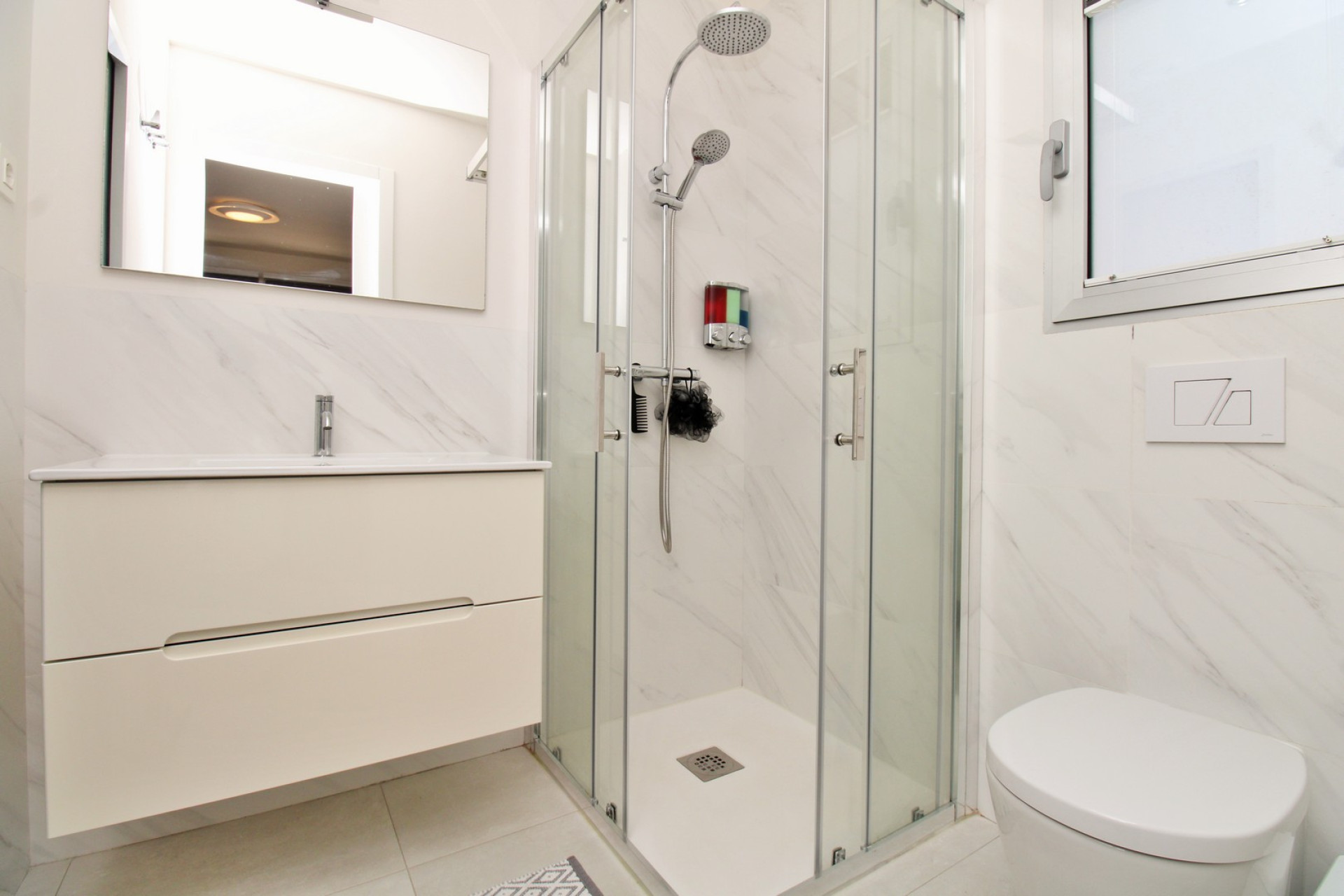Herverkoop - 1. Appartement / flat - Villamartin - Costa Blanca Zuid