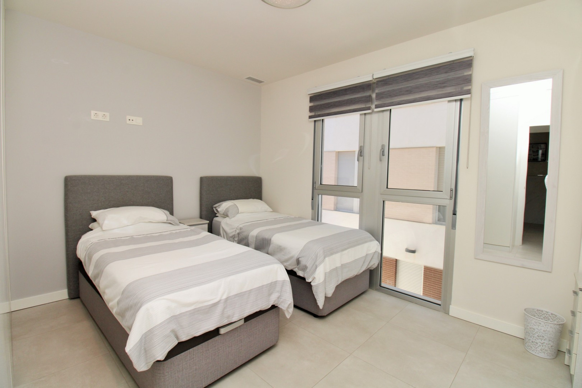 Herverkoop - 1. Appartement / flat - Villamartin - Costa Blanca Zuid