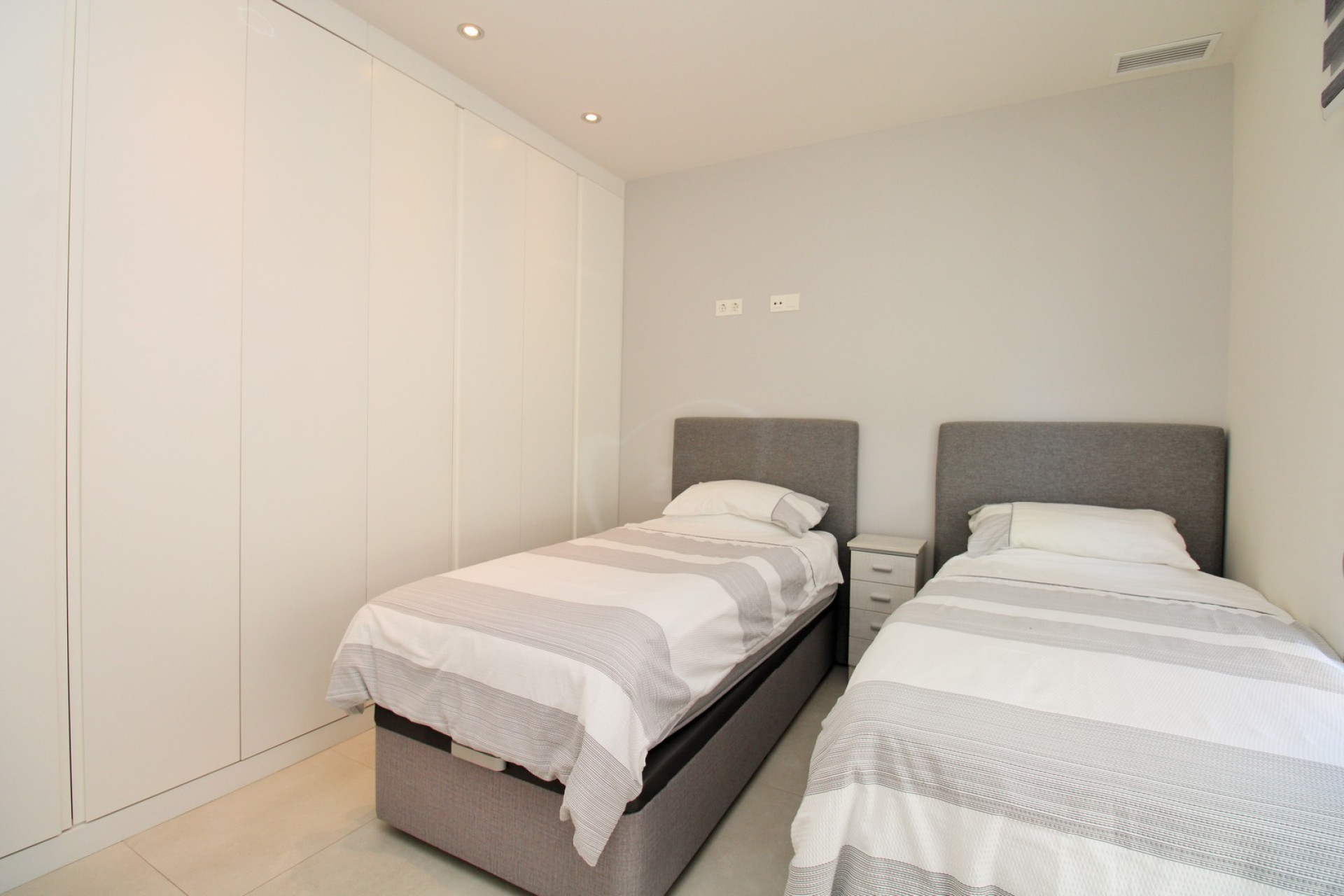 Herverkoop - 1. Appartement / flat - Villamartin - Costa Blanca Zuid