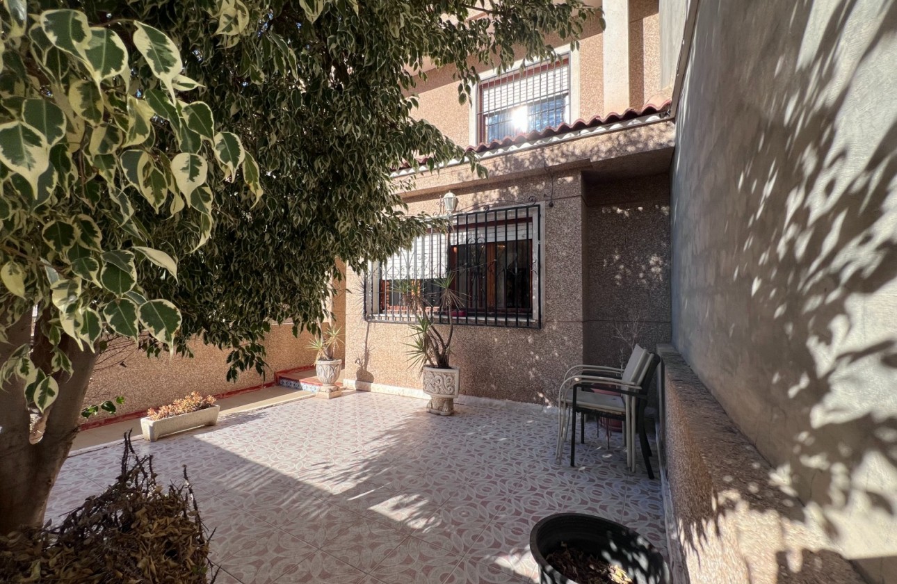 Herverkoop - 2. Town house - Jacarilla - Orihuela