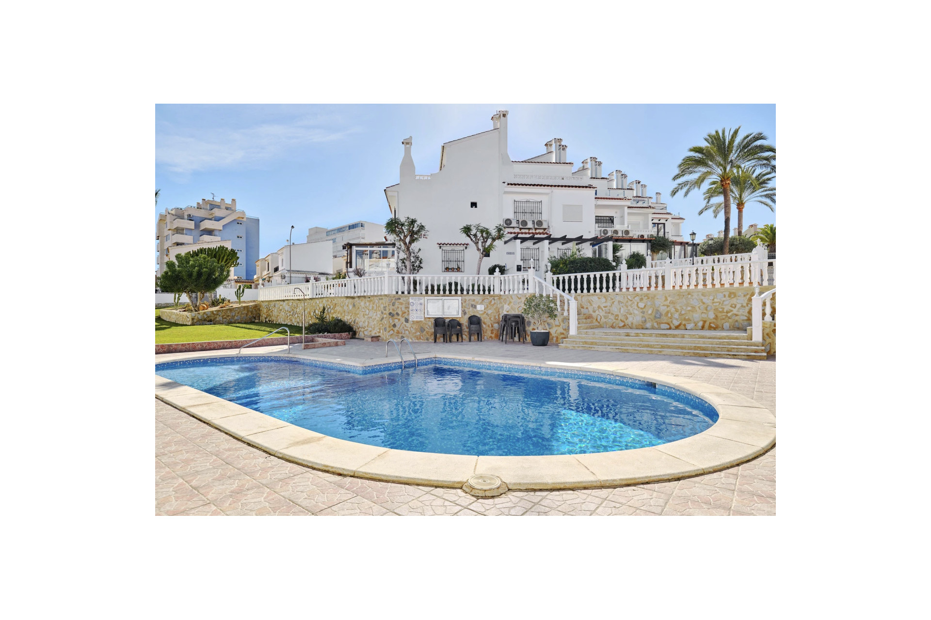 Herverkoop - 2. Town house - La Mata - Torrevieja