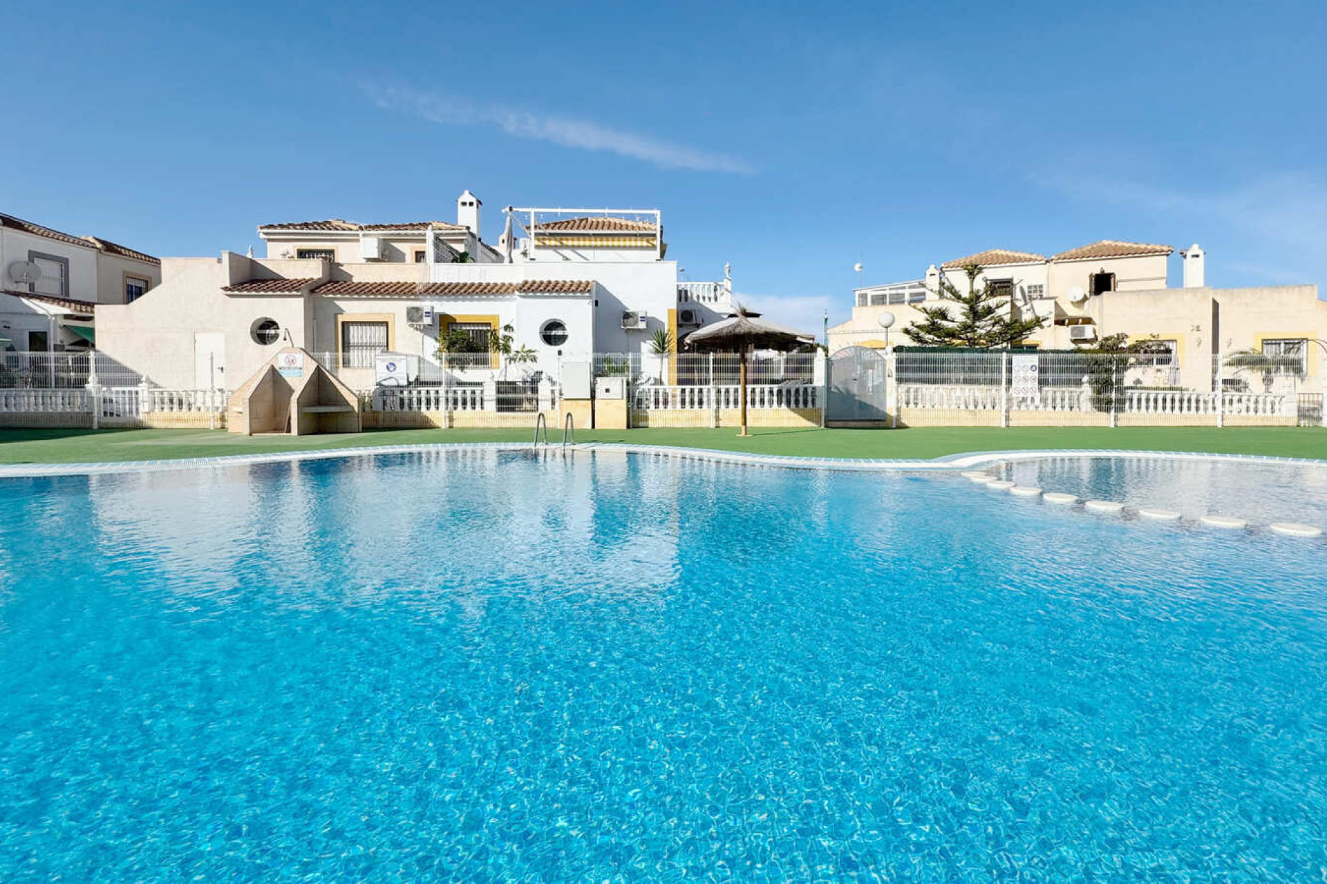 Herverkoop - 2. Town house - Orihuela Costa - La Campana