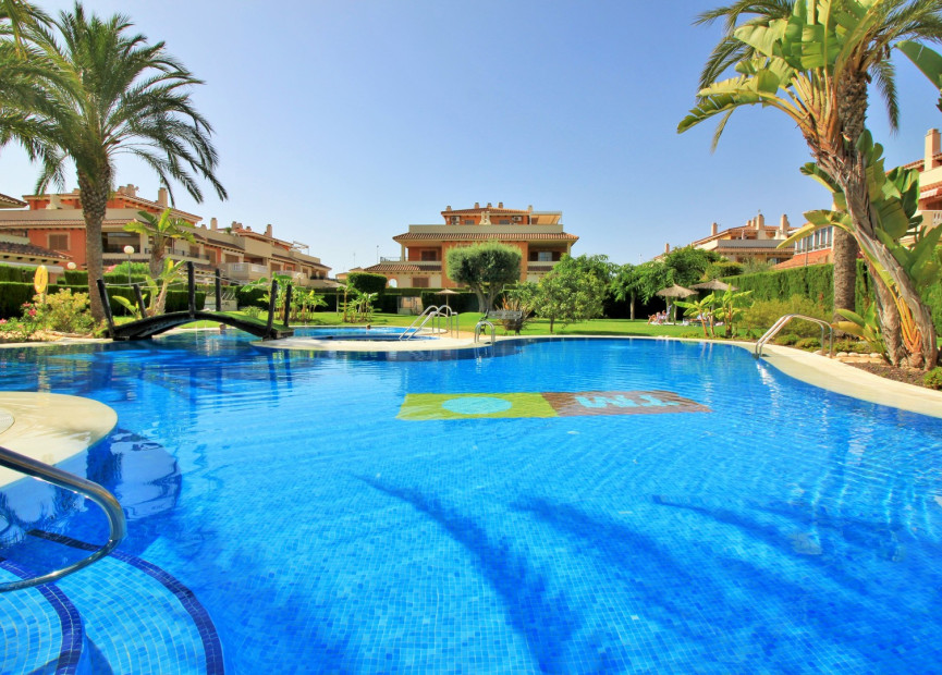 Herverkoop - 2. Town house - Playa Flamenca - Orihuela Costa