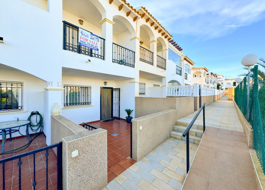 Herverkoop - 2. Town house - Punta Prima - Orihuela Costa