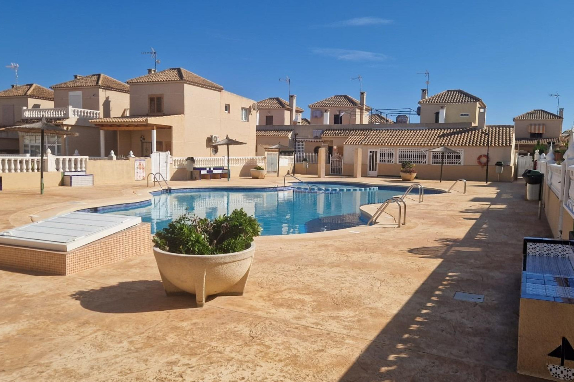 Herverkoop - 2. Town house - Torrevieja - Orihuela Costa