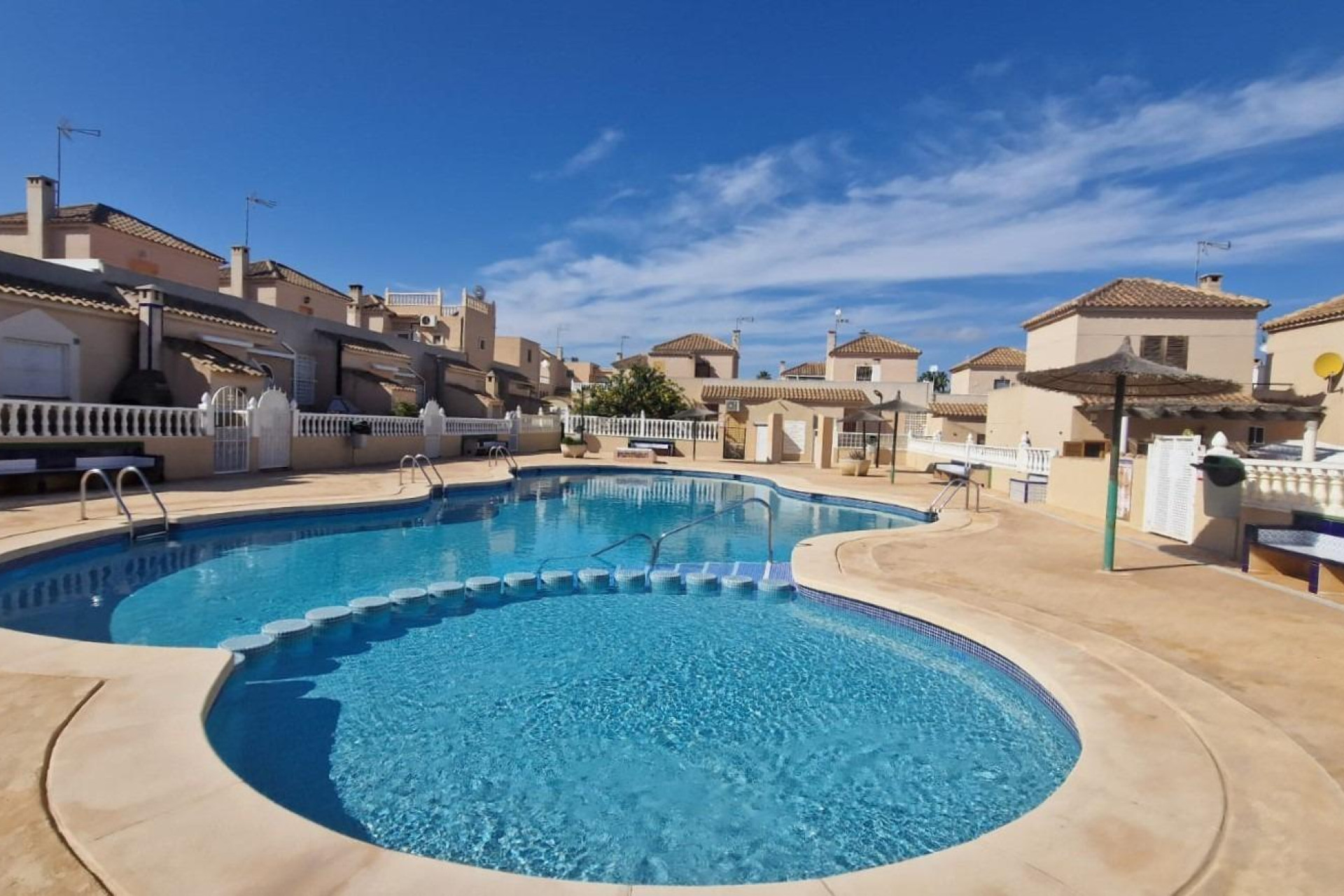 Herverkoop - 2. Town house - Torrevieja - Orihuela Costa