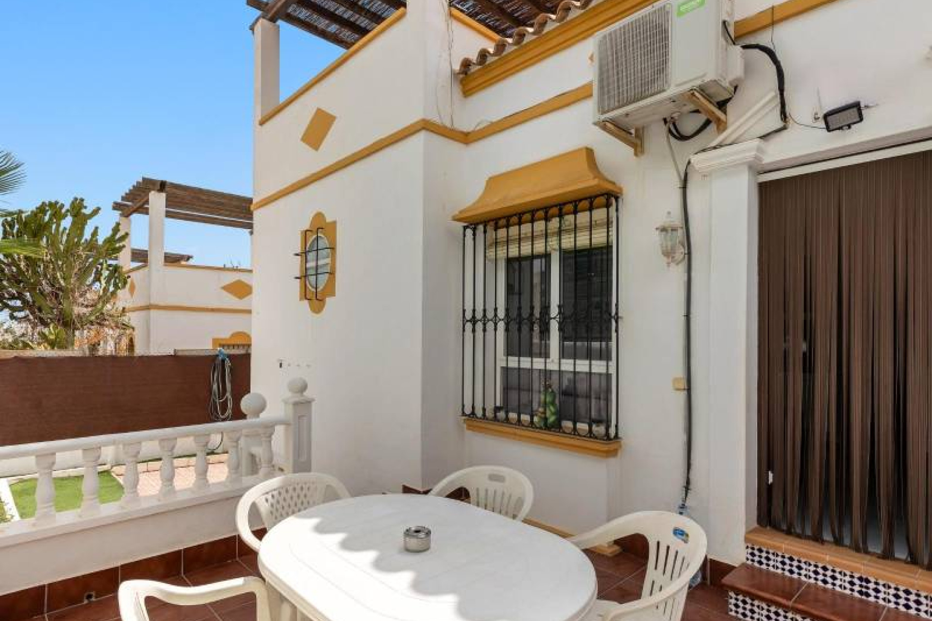 Herverkoop - 2. Town house - Torrevieja - Orihuela Costa