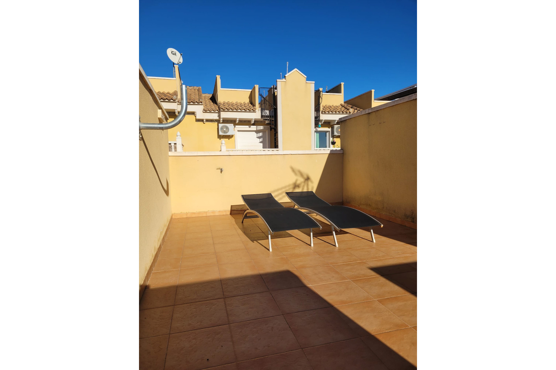 Herverkoop - 2. Town house / tussenwoning - Algorfa - Costa Blanca Zuid