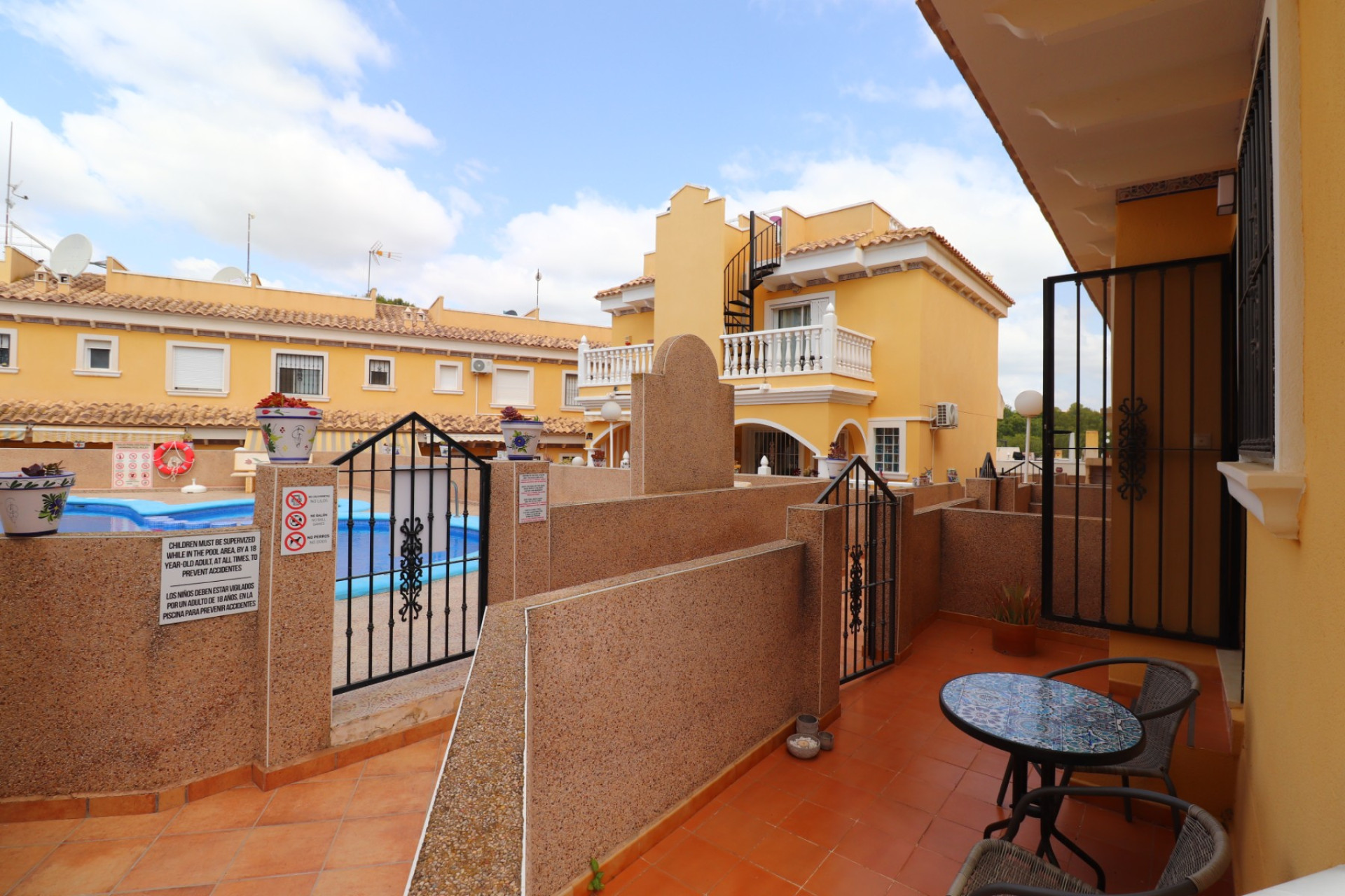 Herverkoop - 2. Town house / tussenwoning - Algorfa - Costa Blanca Zuid