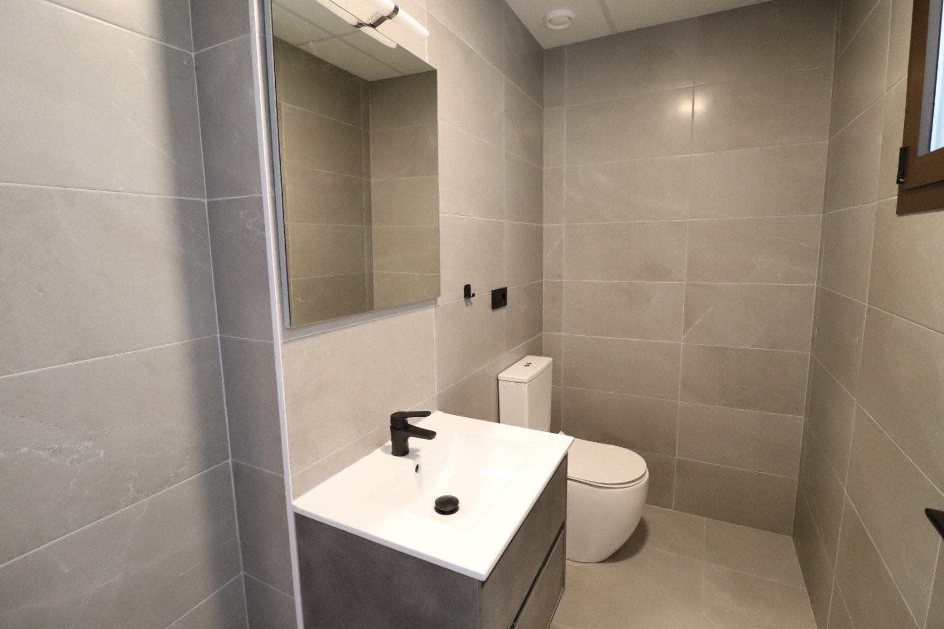 Herverkoop - 2. Town house / tussenwoning - Benijofar - Costa Blanca Zuid