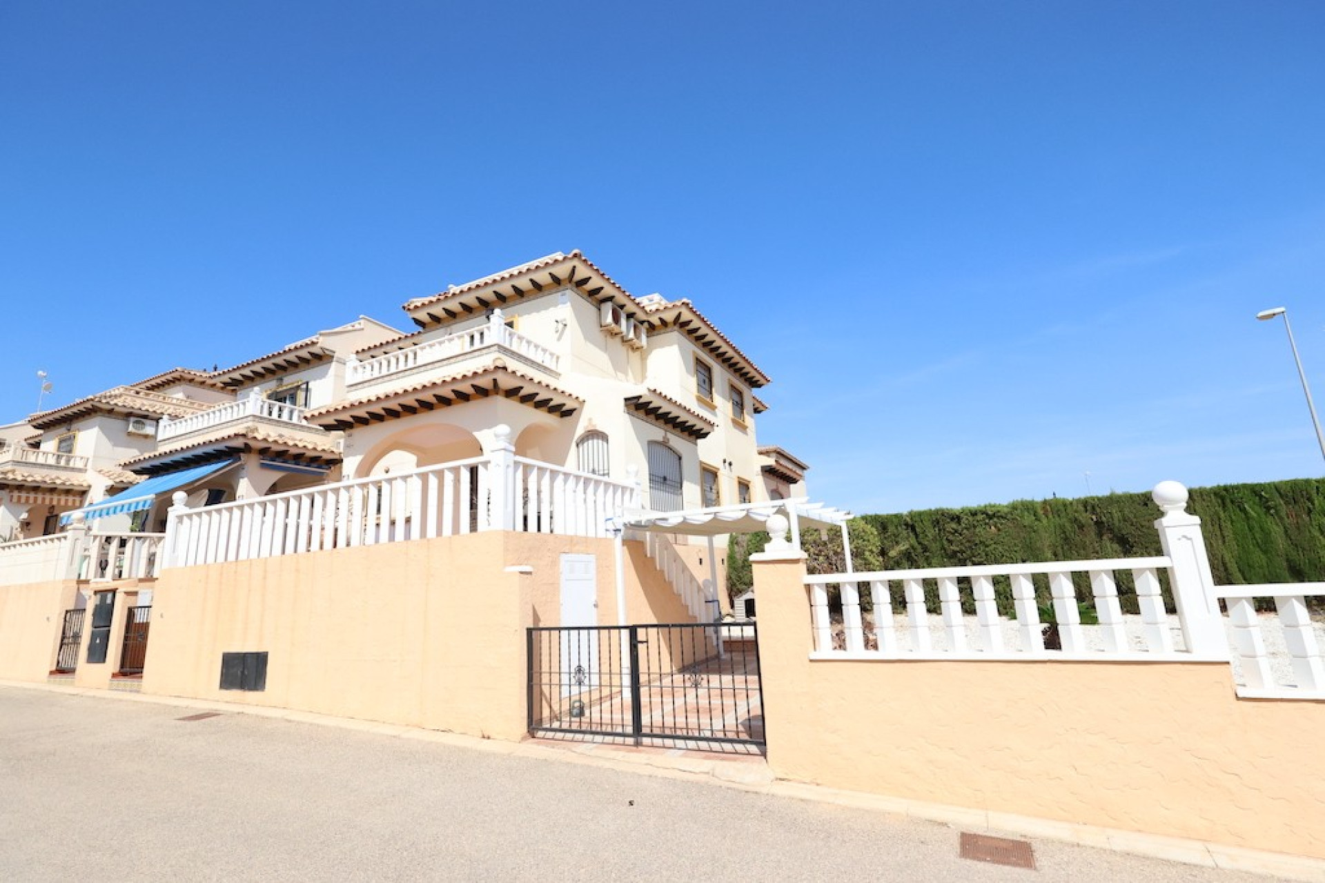 Herverkoop - 2. Town house / tussenwoning - Cabo Roig - Costa Blanca Zuid