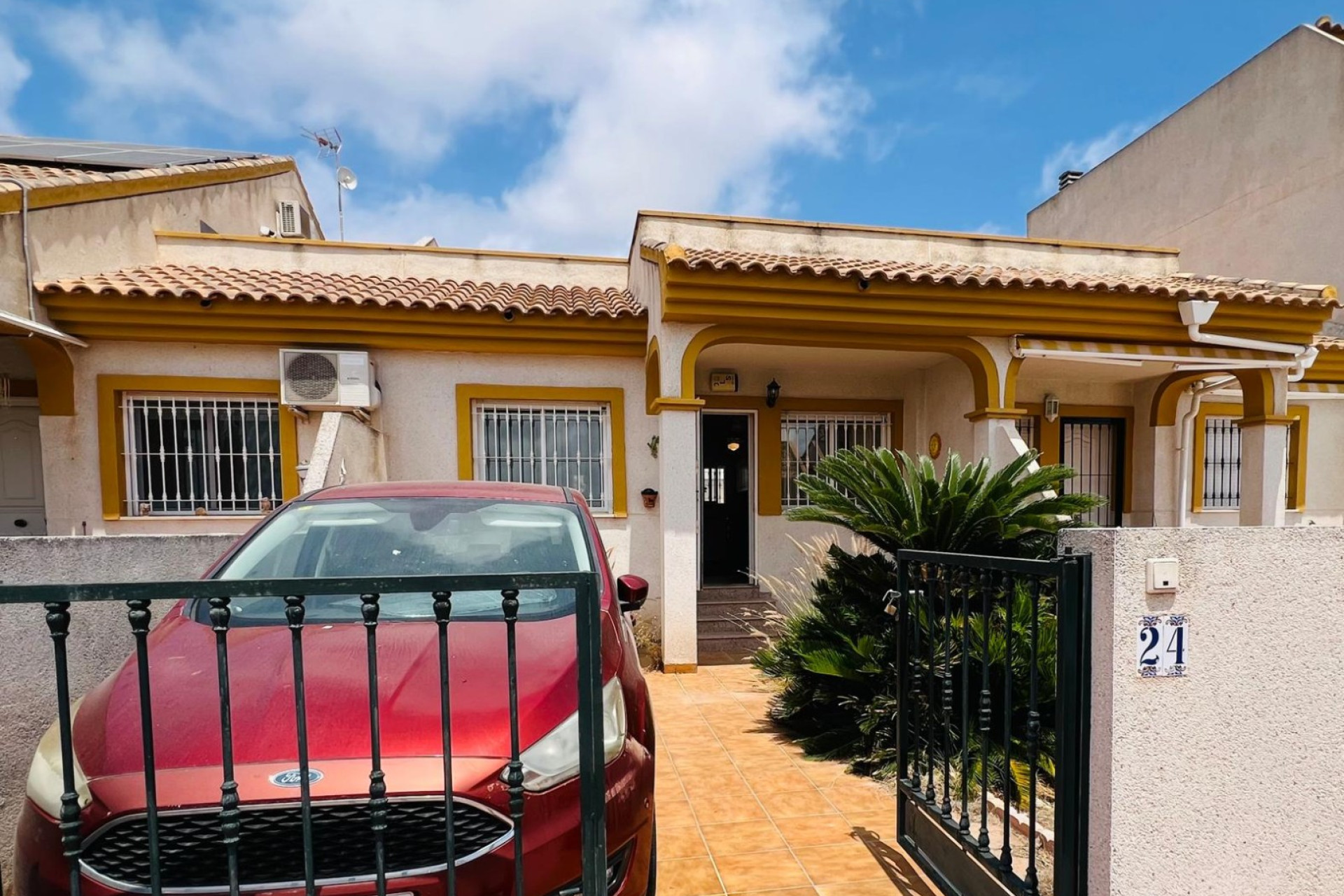 Herverkoop - 2. Town house / tussenwoning - Daya Nueva - Costa Blanca Zuid