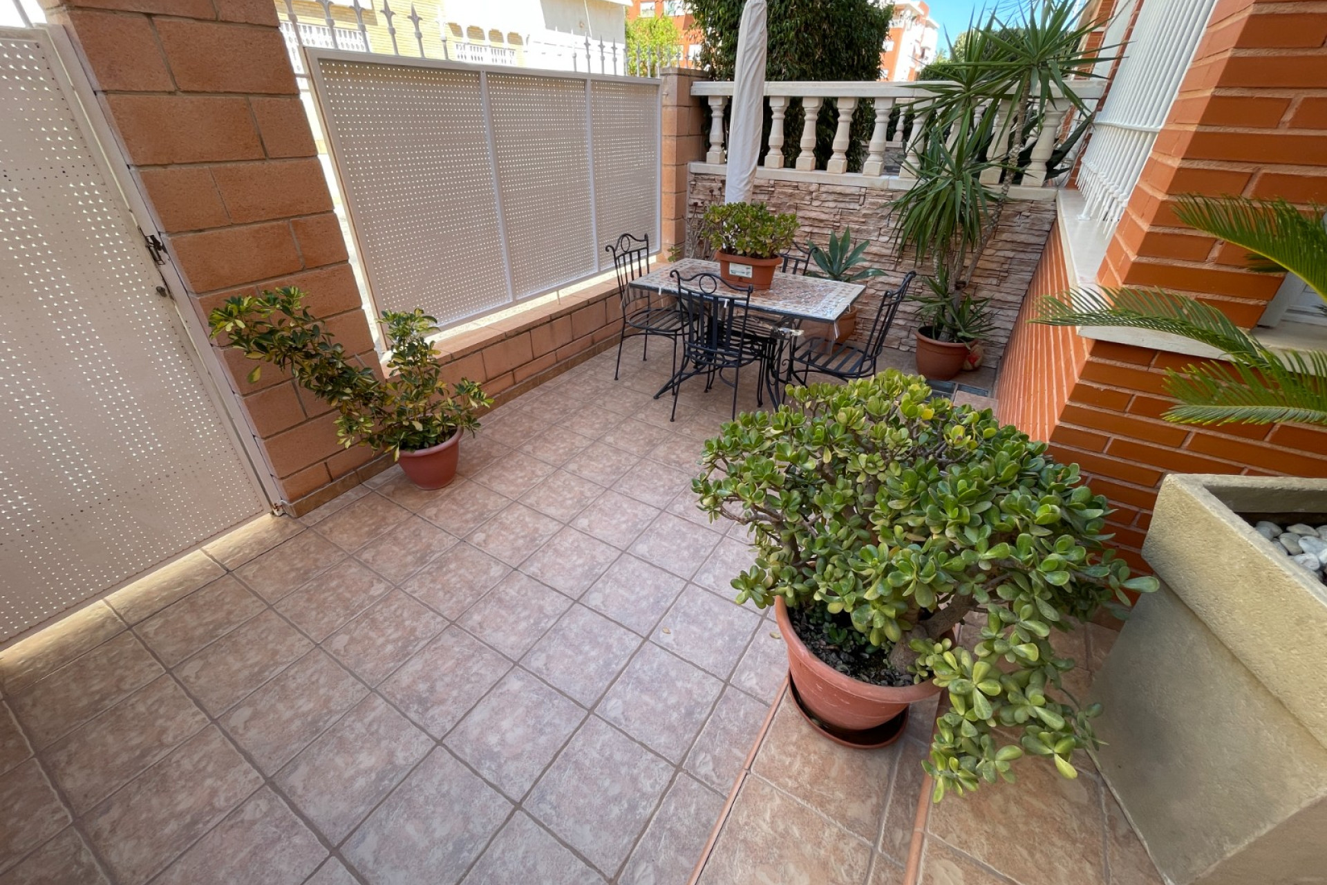 Herverkoop - 2. Town house / tussenwoning - Elche - Center