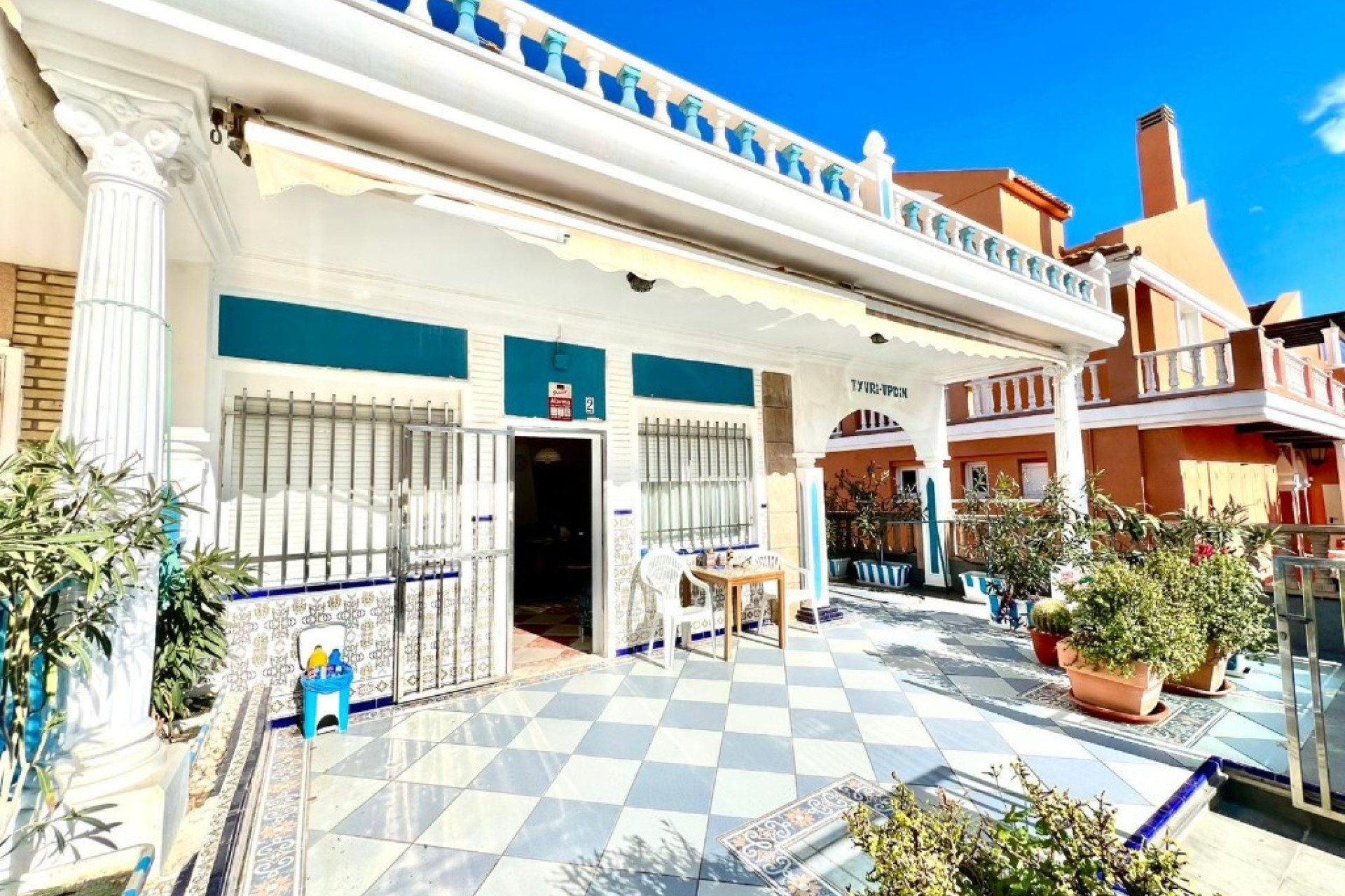 Herverkoop - 2. Town house / tussenwoning - La Mata - Costa Blanca Zuid