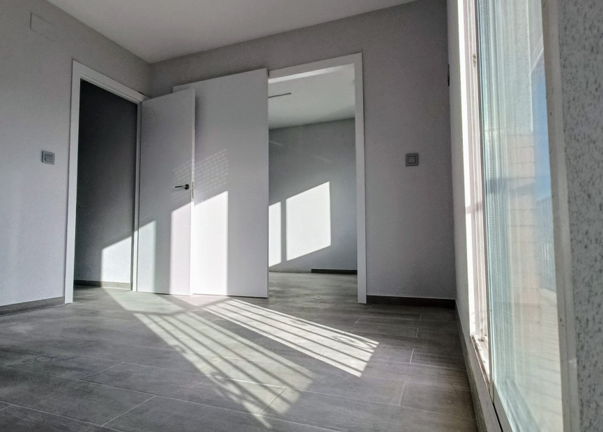 Herverkoop - 2. Town house / tussenwoning - La Romana - Costa Blanca Noord