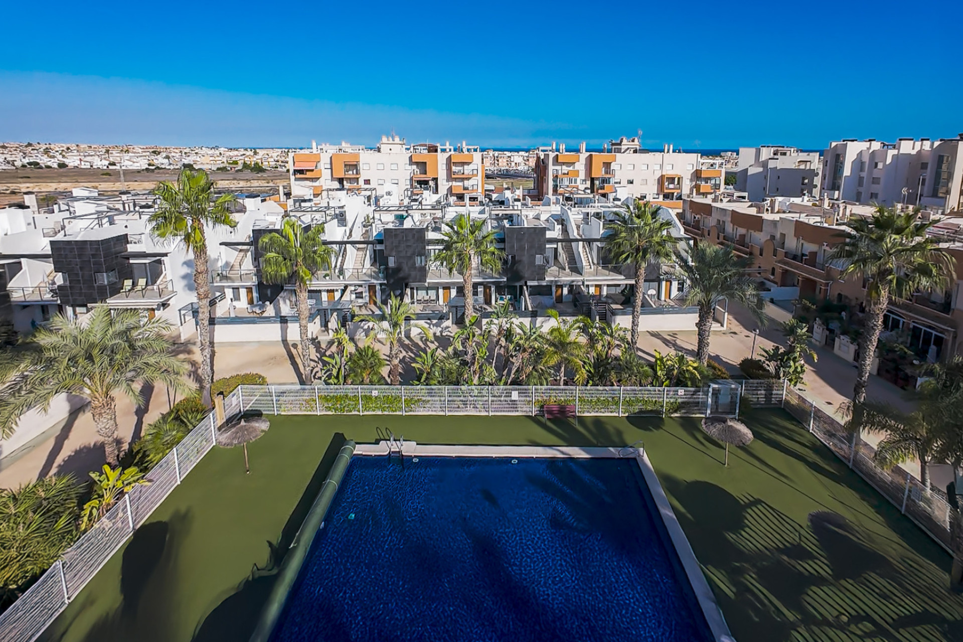 Herverkoop - 2. Town house / tussenwoning - Los Dolses - Costa Blanca Zuid