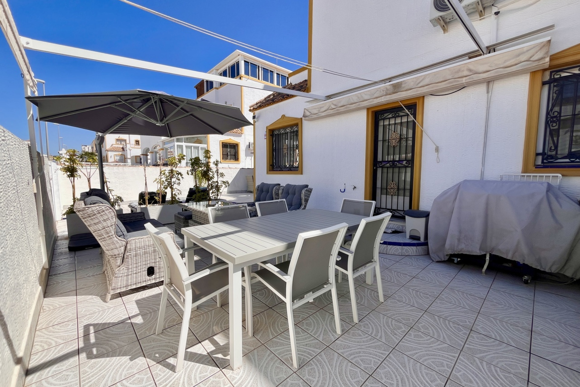 Herverkoop - 2. Town house / tussenwoning - Los Montesinos - Costa Blanca Zuid