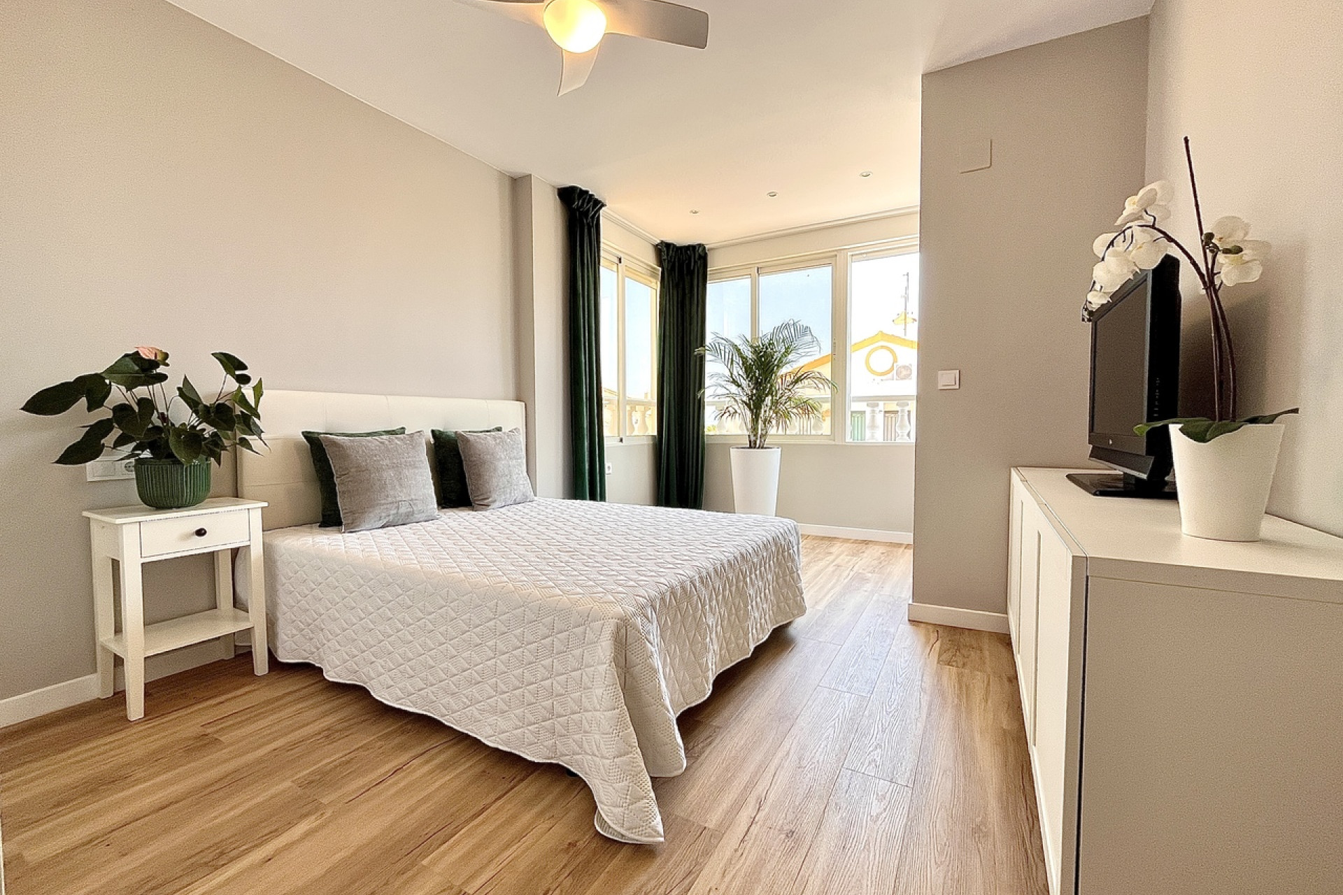 Herverkoop - 2. Town house / tussenwoning - Playa Flamenca - Costa Blanca Zuid