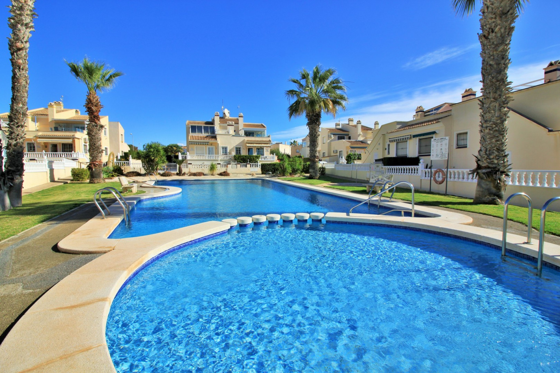 Herverkoop - 2. Town house / tussenwoning - Playa Flamenca - Costa Blanca Zuid