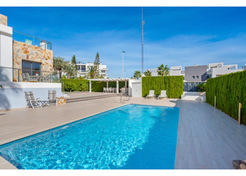 Herverkoop - 2. Town house / tussenwoning - Punta Prima - Costa Blanca Zuid