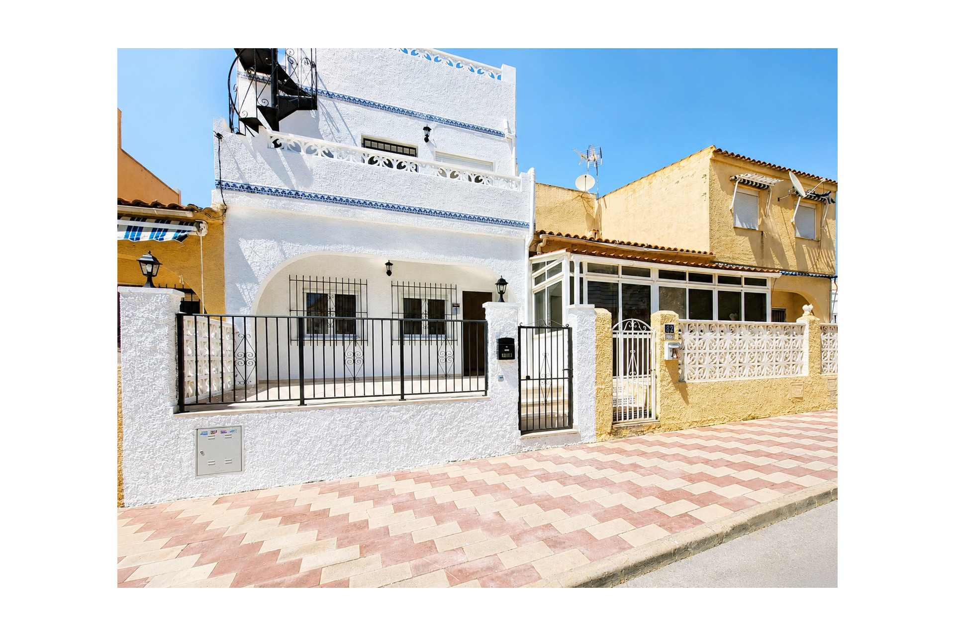 Herverkoop - 2. Town house / tussenwoning - San Fulgencio - La Marina