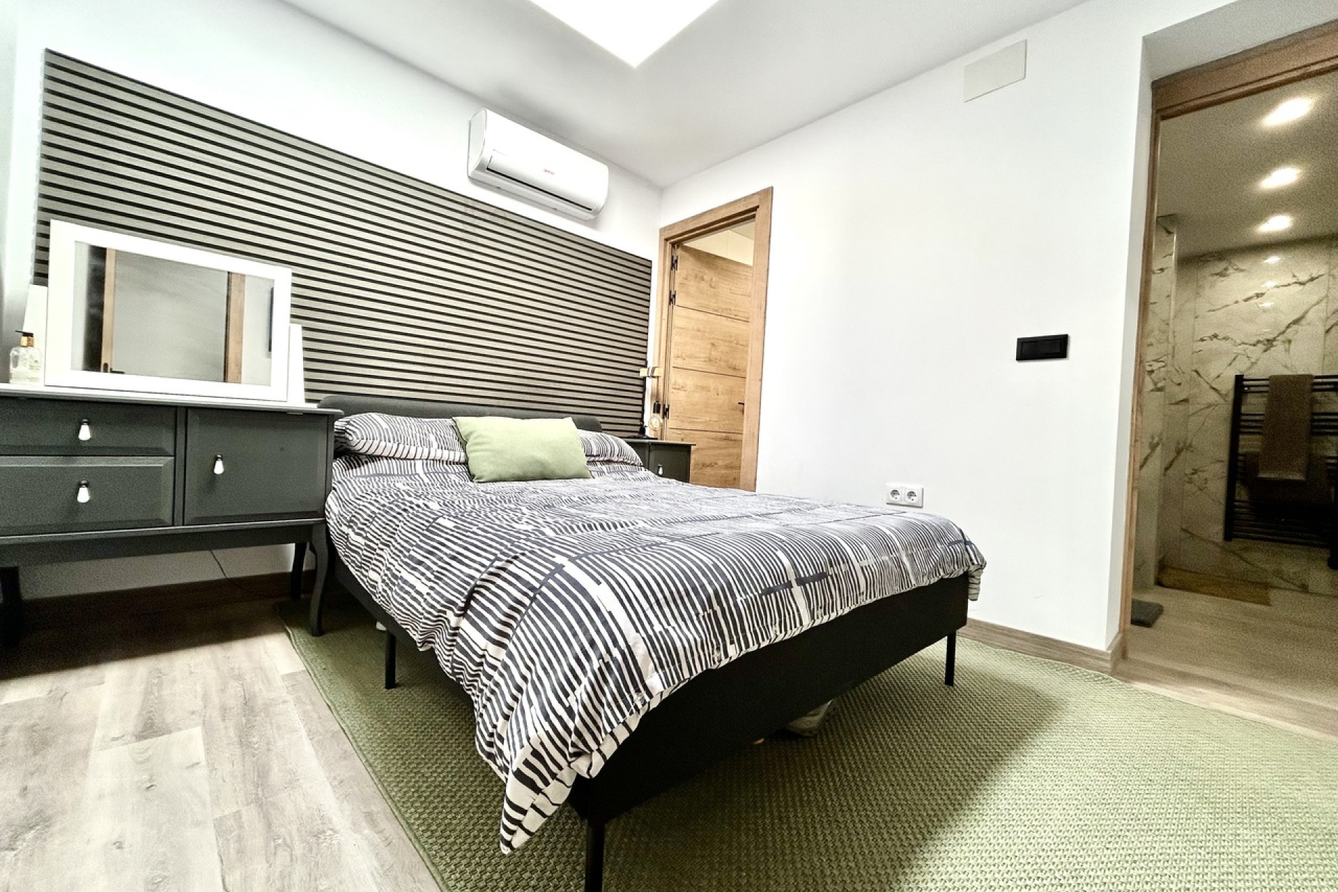 Herverkoop - 2. Town house / tussenwoning - San Miguel de Salinas - Costa Blanca Zuid