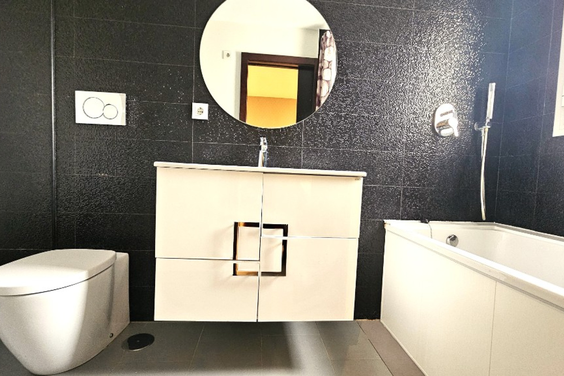 Herverkoop - 2. Town house / tussenwoning - Torrevieja - Costa Blanca Zuid