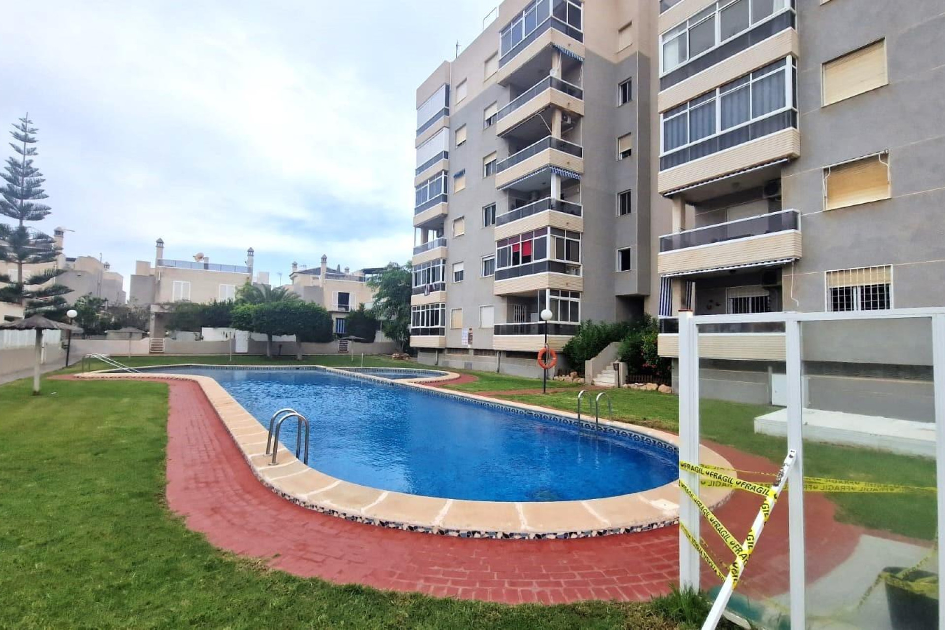 Herverkoop - 2. Town house / tussenwoning - Torrevieja - Costa Blanca Zuid
