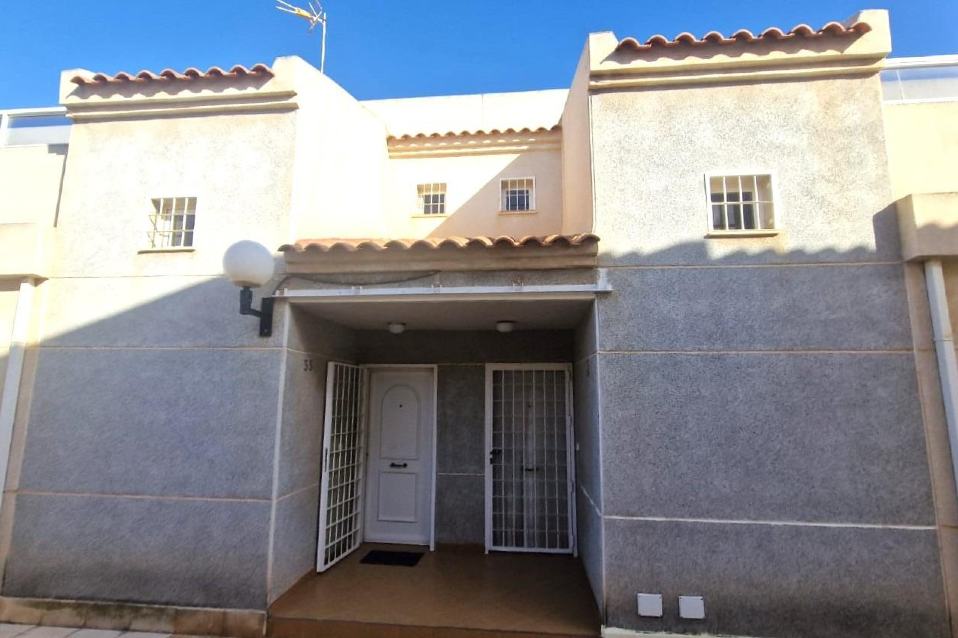 Herverkoop - 2. Town house / tussenwoning - Torrevieja - Costa Blanca Zuid