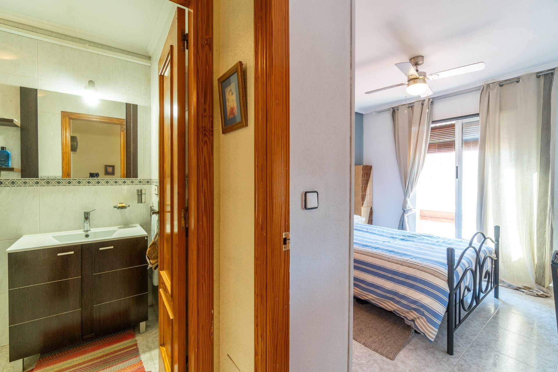 Herverkoop - 2. Town house / tussenwoning - Torrevieja - Costa Blanca Zuid