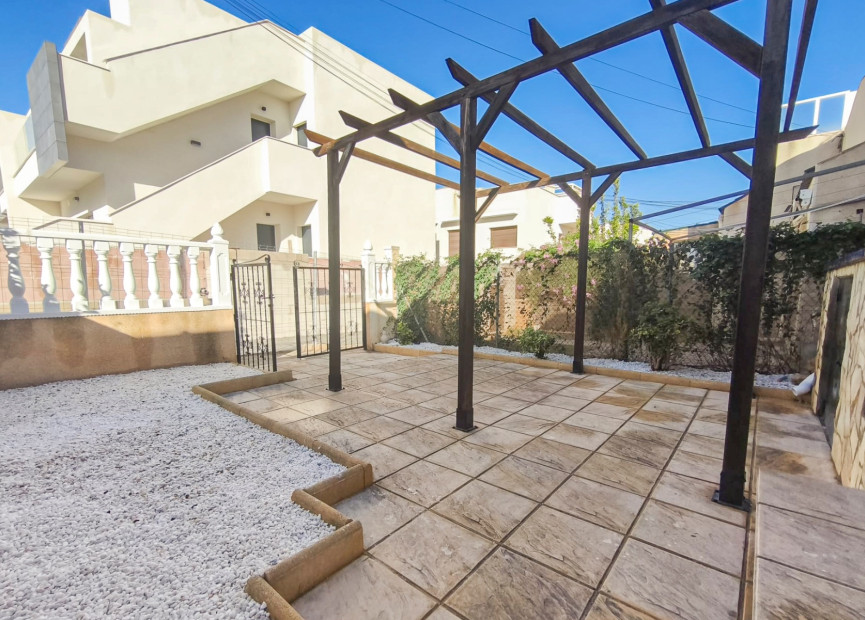 Herverkoop - 2. Town house / tussenwoning - Torrevieja - Costa Blanca Zuid