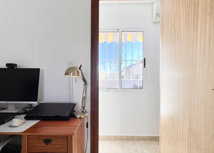 Herverkoop - 2. Town house / tussenwoning - Torrevieja - Costa Blanca Zuid