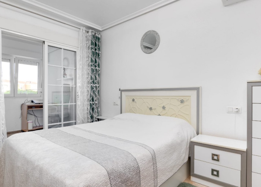 Herverkoop - 2. Town house / tussenwoning - Torrevieja - Costa Blanca Zuid