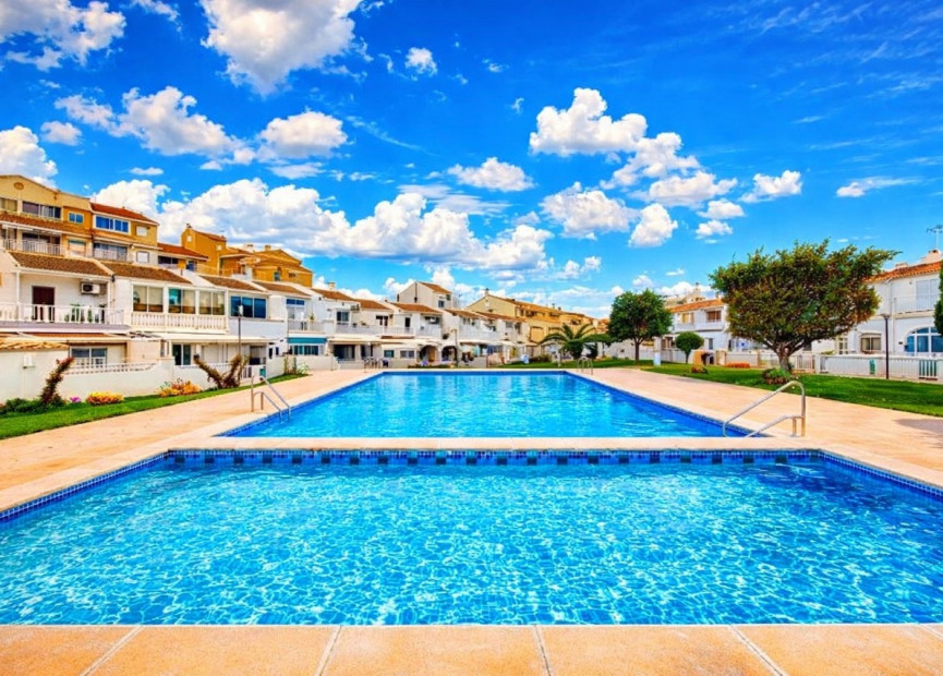 Herverkoop - 2. Town house / tussenwoning - Torrevieja - Costa Blanca Zuid