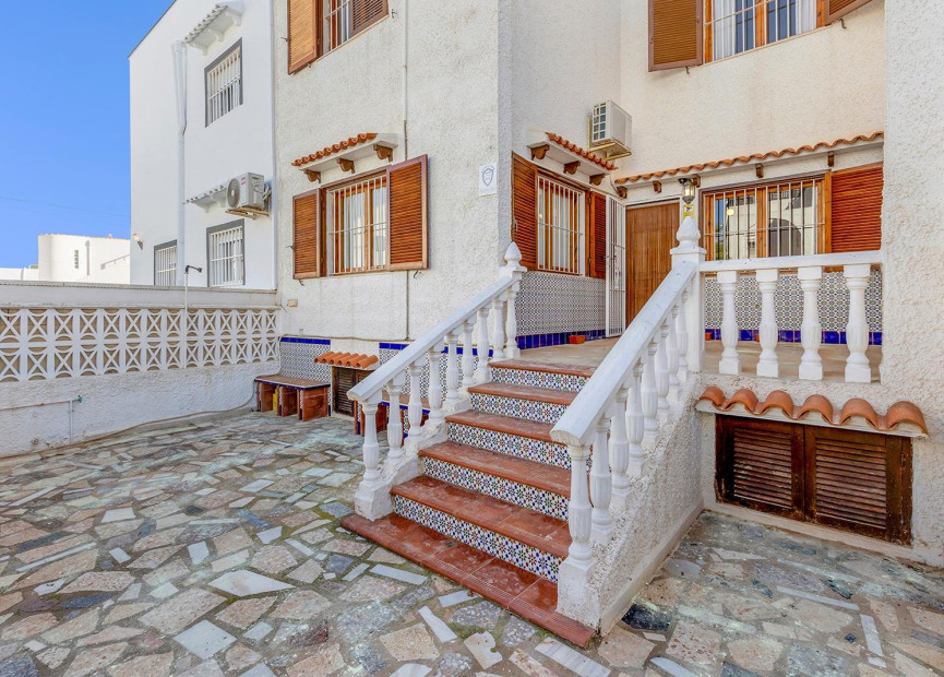 Herverkoop - 2. Town house / tussenwoning - Torrevieja - Costa Blanca Zuid