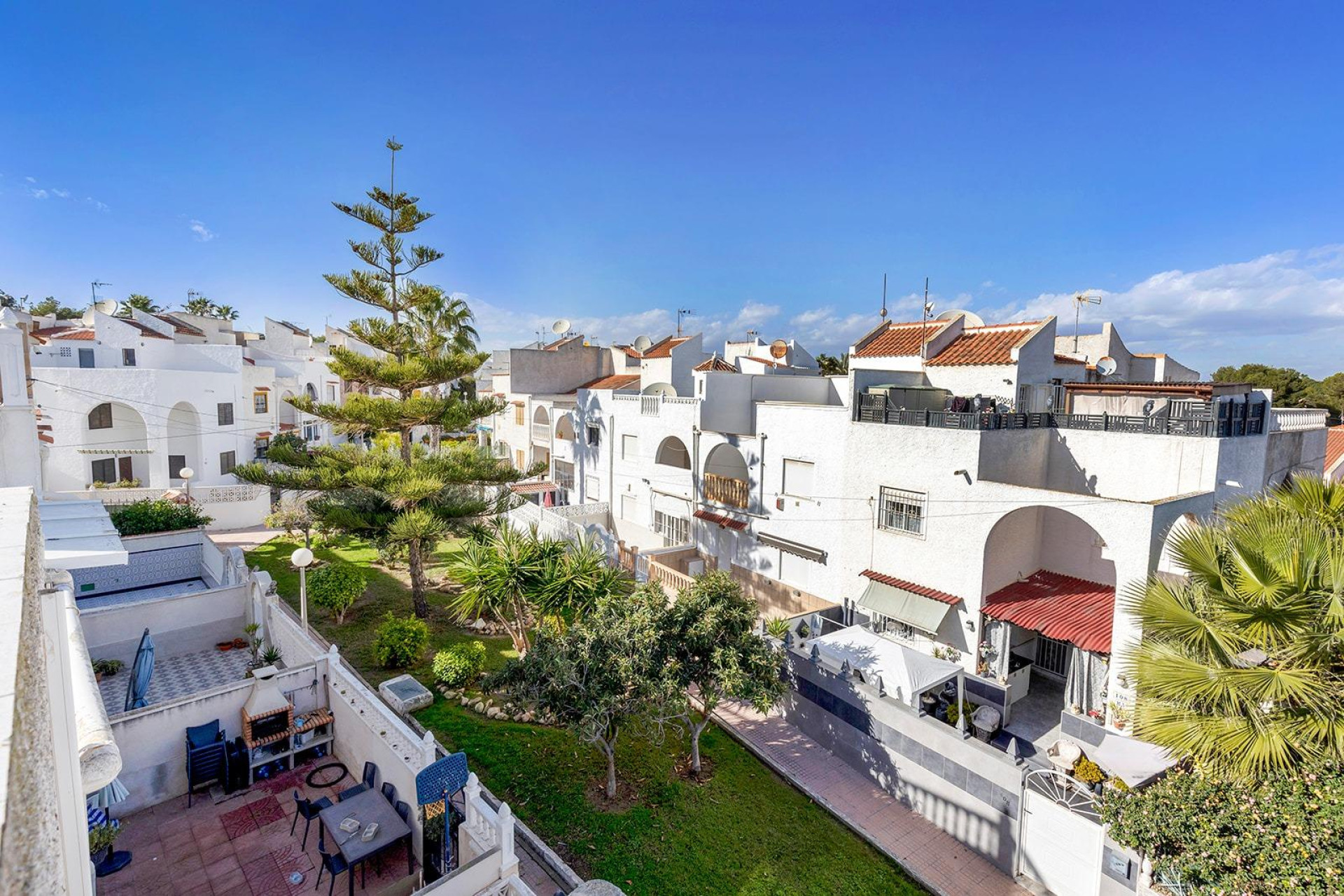 Herverkoop - 2. Town house / tussenwoning - Torrevieja - Costa Blanca Zuid