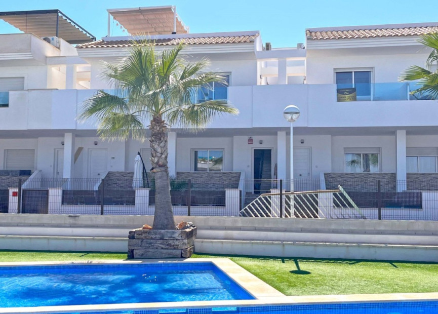 Herverkoop - 2. Town house / tussenwoning - Torrevieja - Costa Blanca Zuid