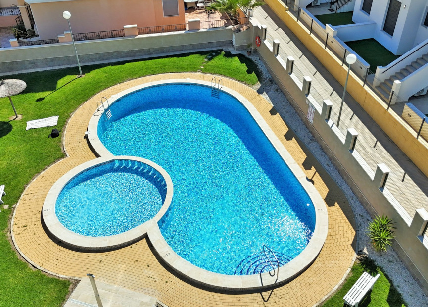 Herverkoop - 2. Town house / tussenwoning - Villamartin - Costa Blanca Zuid