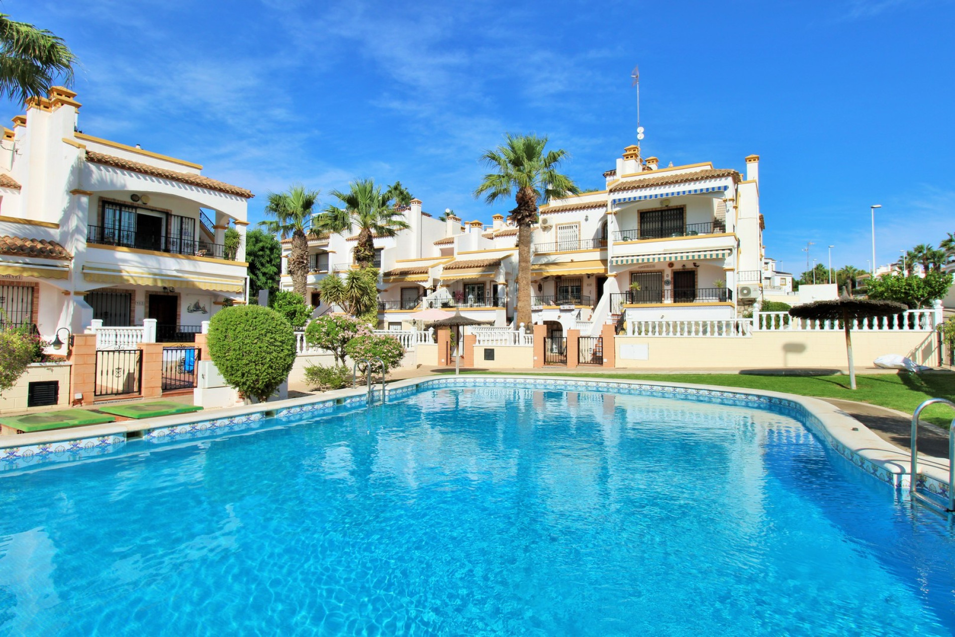Herverkoop - 2. Town house / tussenwoning - Villamartin - Costa Blanca Zuid