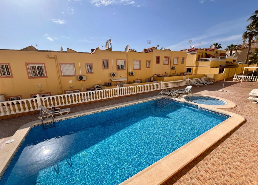 Herverkoop - 2. Town house - Villamartin - Orihuela Costa