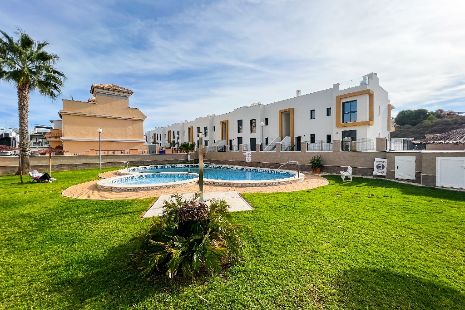 Herverkoop - 2. Town house - Villamartin - Orihuela Costa