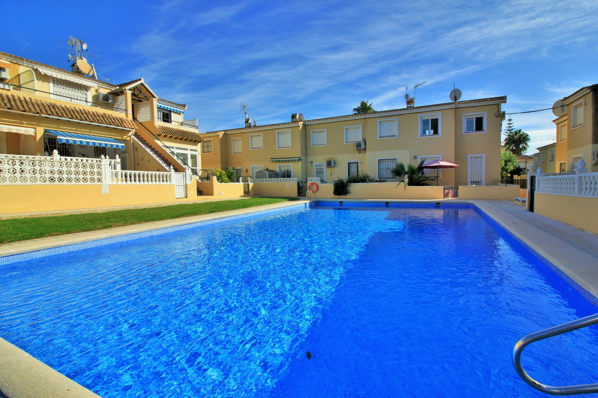 Herverkoop - 2. Town house - Villamartin - Orihuela Costa