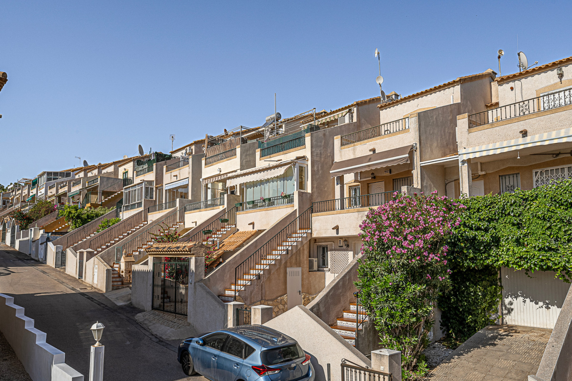 Herverkoop - 2. Town house - Villamartin - Orihuela Costa